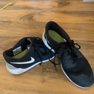 Black nike free run 5.0